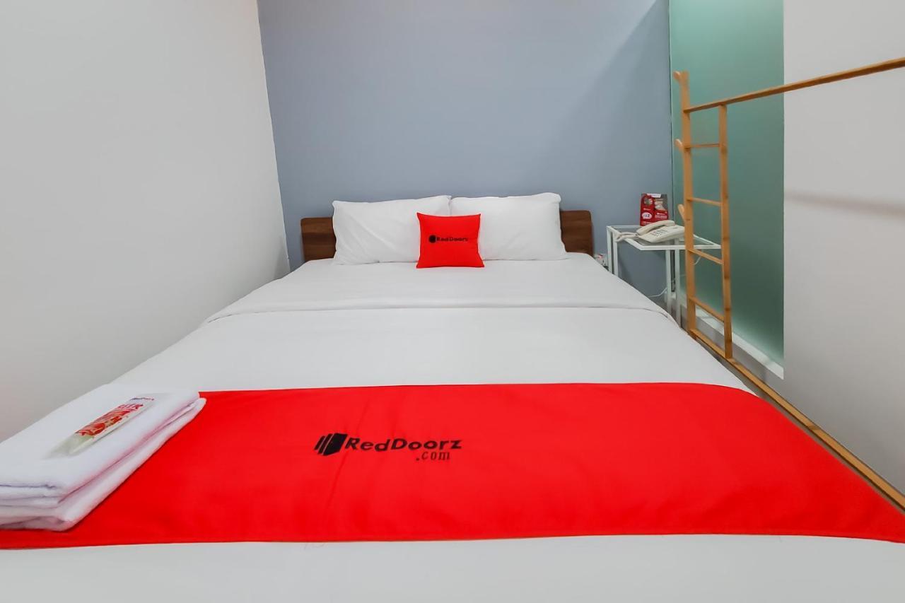 Reddoorz Plus @ Batutulis Богор Экстерьер фото