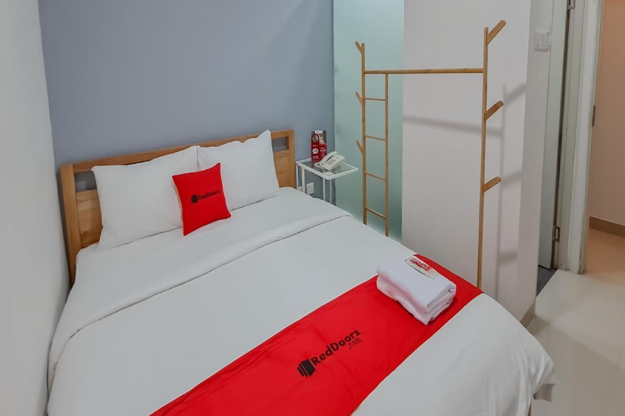 Reddoorz Plus @ Batutulis Богор Экстерьер фото