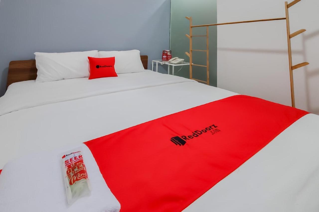 Reddoorz Plus @ Batutulis Богор Экстерьер фото